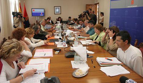 ALEGACIONES DEL CABILDO AL ESTATUTO DE AUTONOMÍA (21-03-06)