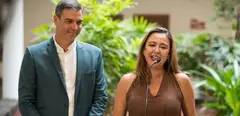María Dolores Corujo junto a Pedro Sánchez.