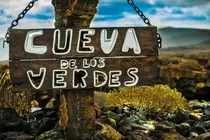 Cartel de la Cueva de los Verdes.