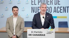 Fernando Clavijo en una rueda de prensa junto a David Toledo.
