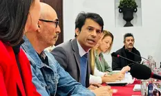 Marcos Bergaz junto con concejales socialistas en pleno de Teguise 