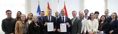 Acto de firma de hermanamiento entre Lanzarote y San Antonio.
