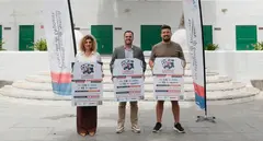 Momento de la presentación del campus con el alcalde de Arrecife al frente