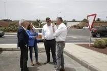 María Dolores Corujo junto a Alfredo Villalba, Sebastián Franquis e Isidro Pérez.