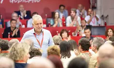 Ángel Víctor Torres en un encuentro nacional de su partido.
