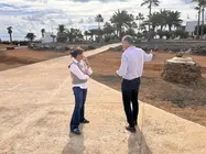 Olivia Duque junto a Domingo Cejas en el Barranco de El Hurón.