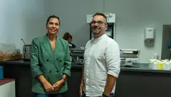 Maite Corujo y Echedey Eugenio.