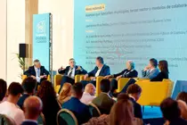 El director gerente y el director de Inversión de Estrategia de Visocan presentan el informe de coyuntura del Observatorio Canario de la Vivienda.