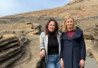 Las concejales responsables de la medida en Las Grietas.