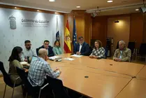 Firma PGO de San Bartolomé en el Gobierno de Canarias.