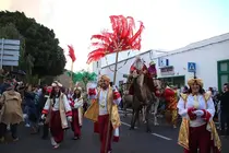 La gente se ech&oacute; a la calle para disfrutar de una gran Cabalgata.