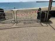Acceso cerrado a la playa en Playa Blanca.