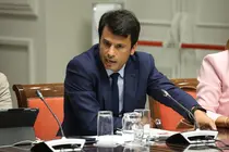 Marcos Bergaz (PSOE) en Comisión parlamentaria.