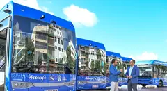 El alcalde de Arrecife, Yonathan de Le&oacute;n, y el concejal de Transportes y Movilidad, Mario Gonz&aacute;lez Altube.