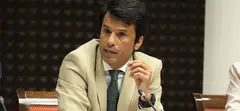 Marcos Bergaz (PSOE) durante su intervenci&oacute;n parlamentaria de hoy