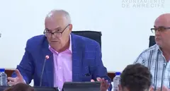 Eugenio Hern&aacute;ndez y Enrique Barrios en uno de los plenos celebrados este a&ntilde;o en Arrecife.
