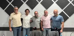 De izquierda a derecha Marci Acu&ntilde;a, Alby Ram&iacute;rez, Francisco De Sande, David de la Hoz y Jaime Camarasa este mi&eacute;rcoles en el estudio de Cr&oacute;nicas Radio.