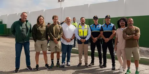Jacobo Lemes junto al alcalde de Arrecife en las Obras del Centro de Bienestar Animal de Arrecife.