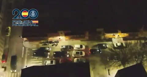Momento de la intervenci&oacute;n de los agentes de la Polic&iacute;a Nacional. 