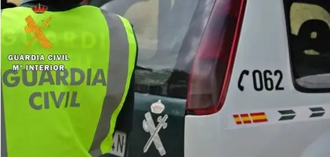Imagen de archivo de otra actuaci&oacute;n de la Guardia Civil en Canarias. 
