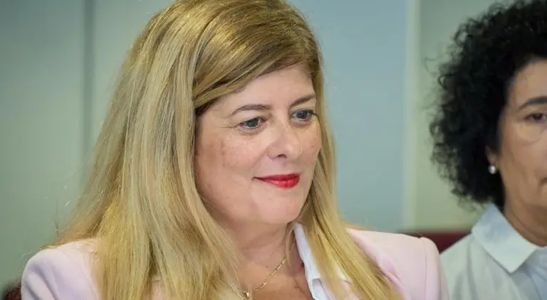 Bel&eacute;n Mach&iacute;n.