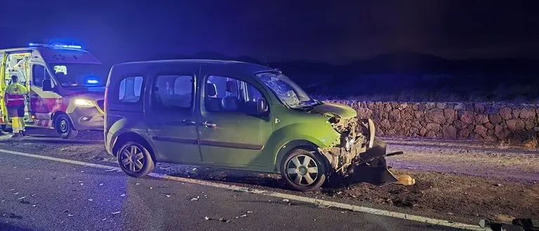 Así quedó uno de los vehículos siniestrados