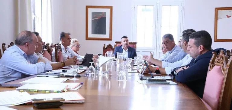 Imagen de la asamblea del Consorcio del Agua de este jueves