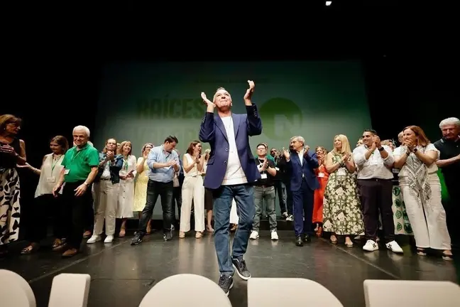 Luis Campos durante el congreso nacional de NC.