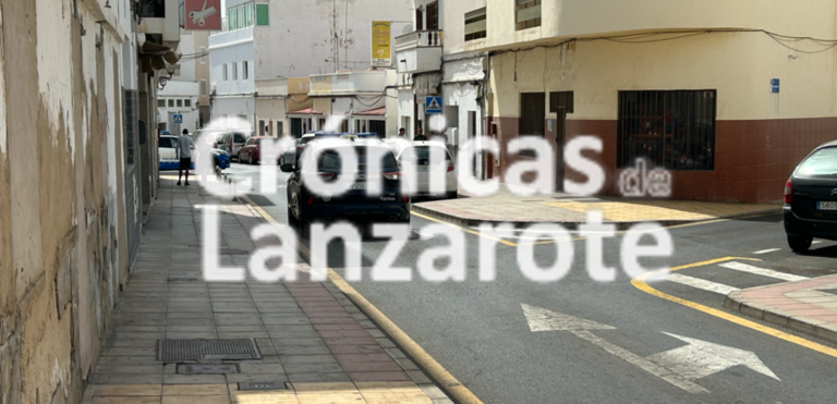 Vehículo de la Policía Nacional en la zona.