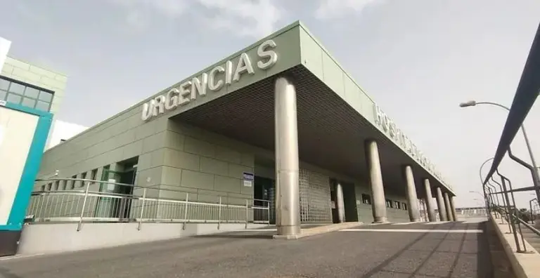 Entrada al servicio de Urgencias del hospital de Arrecife. 