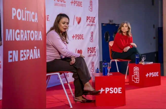 María Dolores Corujo durante las jornadas realizadas por el PSOE sobre inmigración.