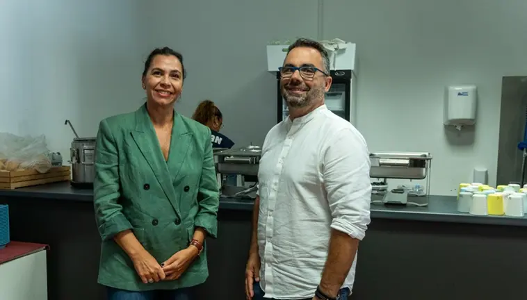 Maite Corujo y Echedey Eugenio.