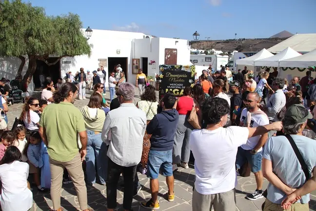Mercado de Uga durante los actos navideños.