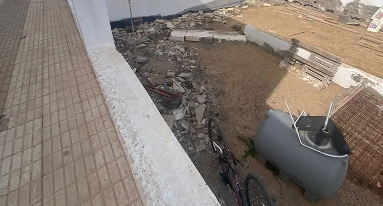 Imagen campo de bolas Inocencia Páez en La Graciosa.