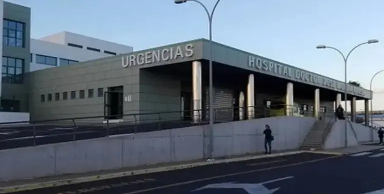 Imagen de acceso al servicio de Urgencias del hospital de Lanzarote.