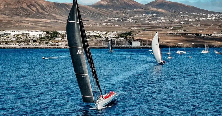 Imagen de regata de la RORC Transatlantic Race.