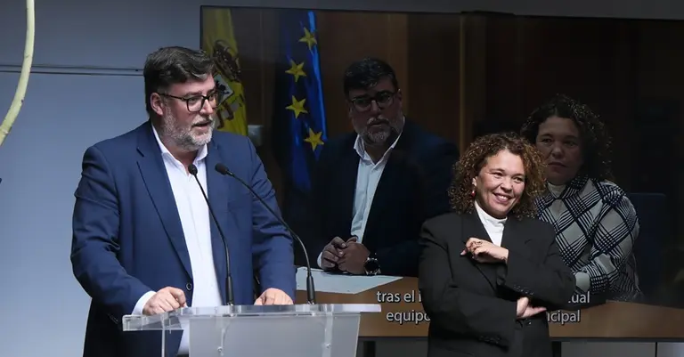 Isidro P&eacute;rez junto a Marlene Romero.