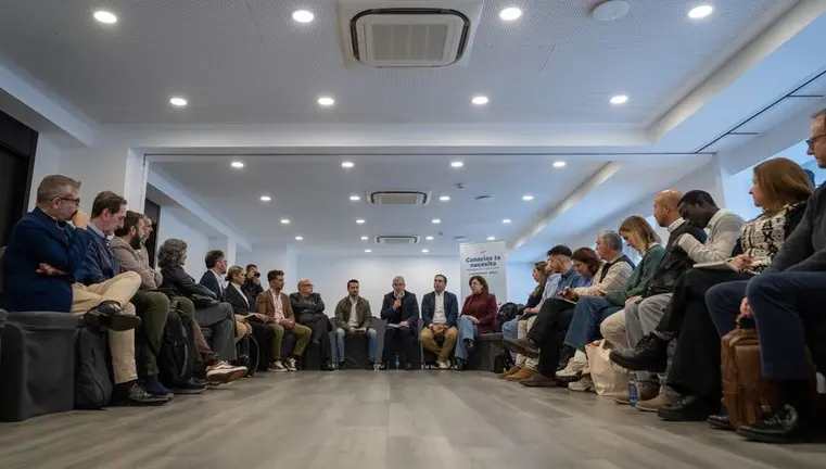 Fernando Clavijo estuvo al frente del encuentro con las entidades del tercer sector