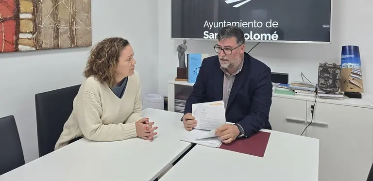 Isidro Pérez y Carmen Medina.