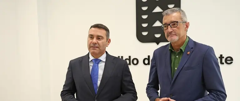 Oswaldo Betancort y Marci Acu&ntilde;a.