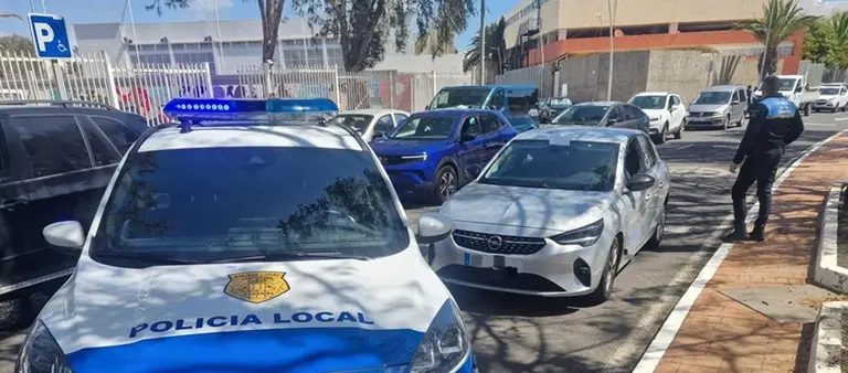 Veh&iacute;culo interceptado por la Polic&iacute;a de Arrecife y detenido su conductor, de 33 a&ntilde;os, por un delito de apropiaci&oacute;n indebida 