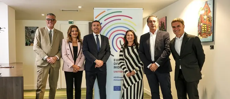 Representantes del Cabildo de Lanzarote en los premios Capitales Europeas de la Inclusi&oacute;n y la Diversidad.