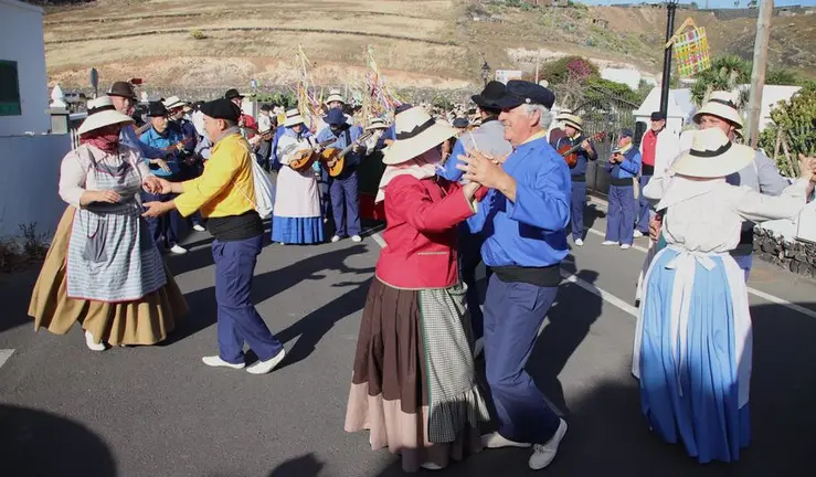 La gente disfrut&oacute; de un ambiente cien por cien canario
