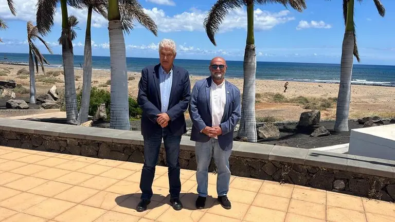 Jos&eacute; Juan Cruz y Nicol&aacute;s Saavedra.