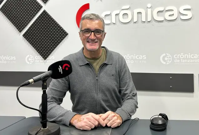 Marci Acu&ntilde;a en el programa "A Buena Hora" de Cr&oacute;nicas Radio.