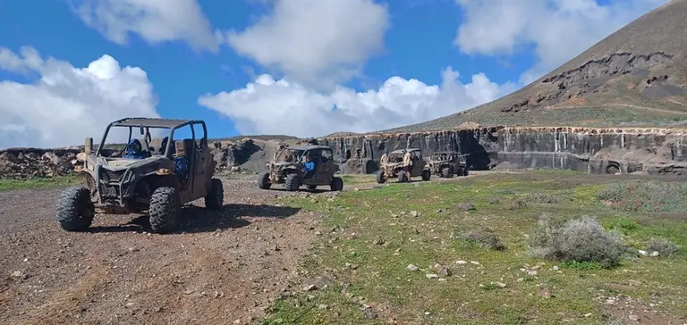 Grupo de Buggies sancionados.