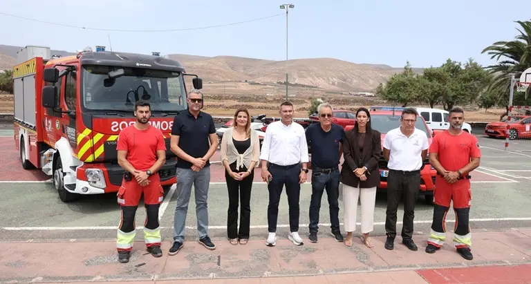 Presentaci&oacute;n del ret&eacute;n de bomberos de Har&iacute;a.