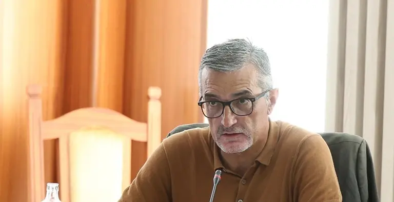 Marci Acu&ntilde;a en el Pleno del Cabildo de Lanzarote.