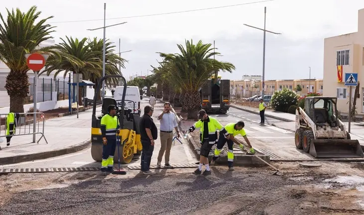 El alcalde realizando un seguimiento a las obras.