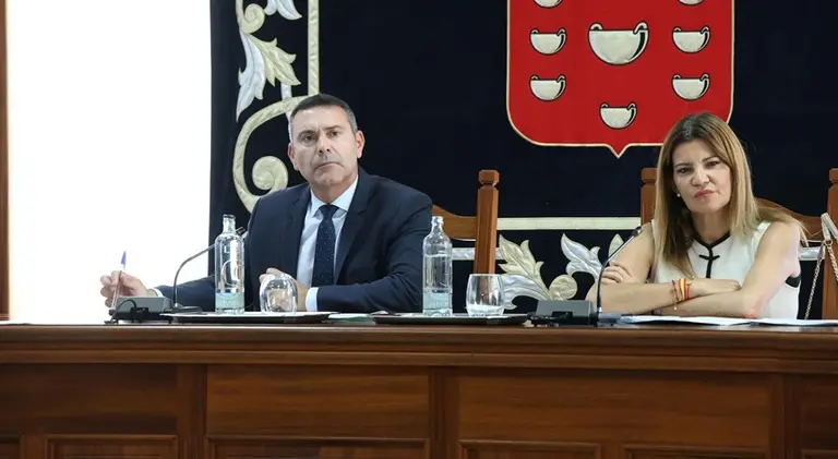 Mar&iacute;a Jes&uacute;s Tovar y Oswaldo Betancort.